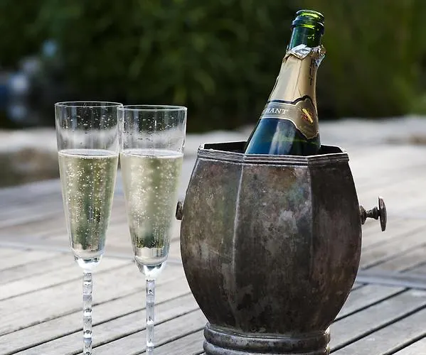 Bed & Breakfast Chateau Le Colombier 3*