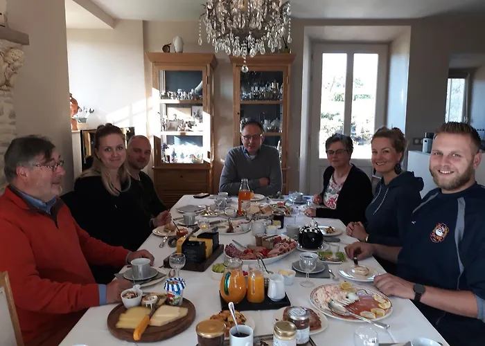 Frühstückspension Chateau Le Colombier 3*